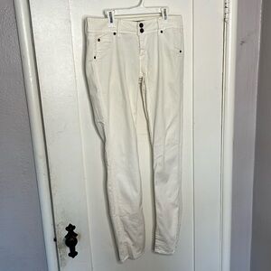 Hudson brand white jeans size 28